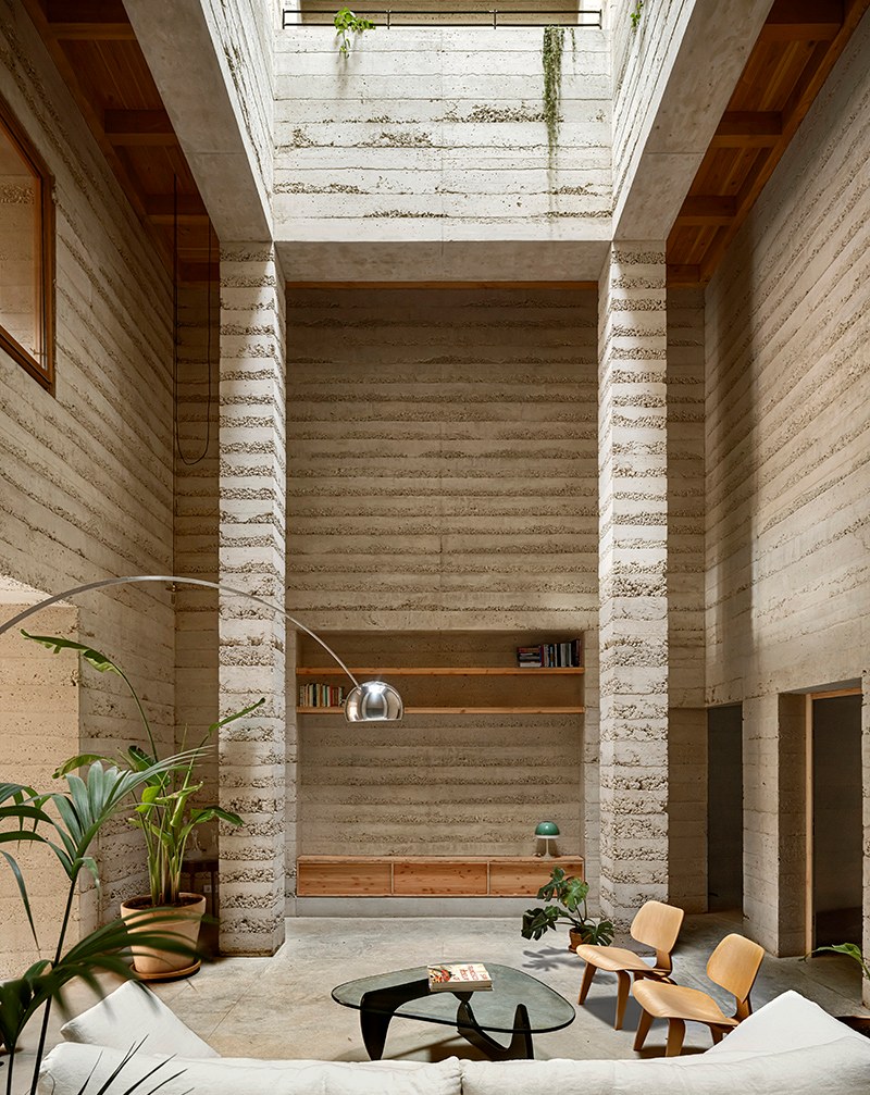 CASA 1736 PREMIS FAD